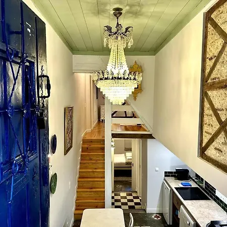 Budget 2 Bed In Bica W Air Con - Belle Epoque Appartement *